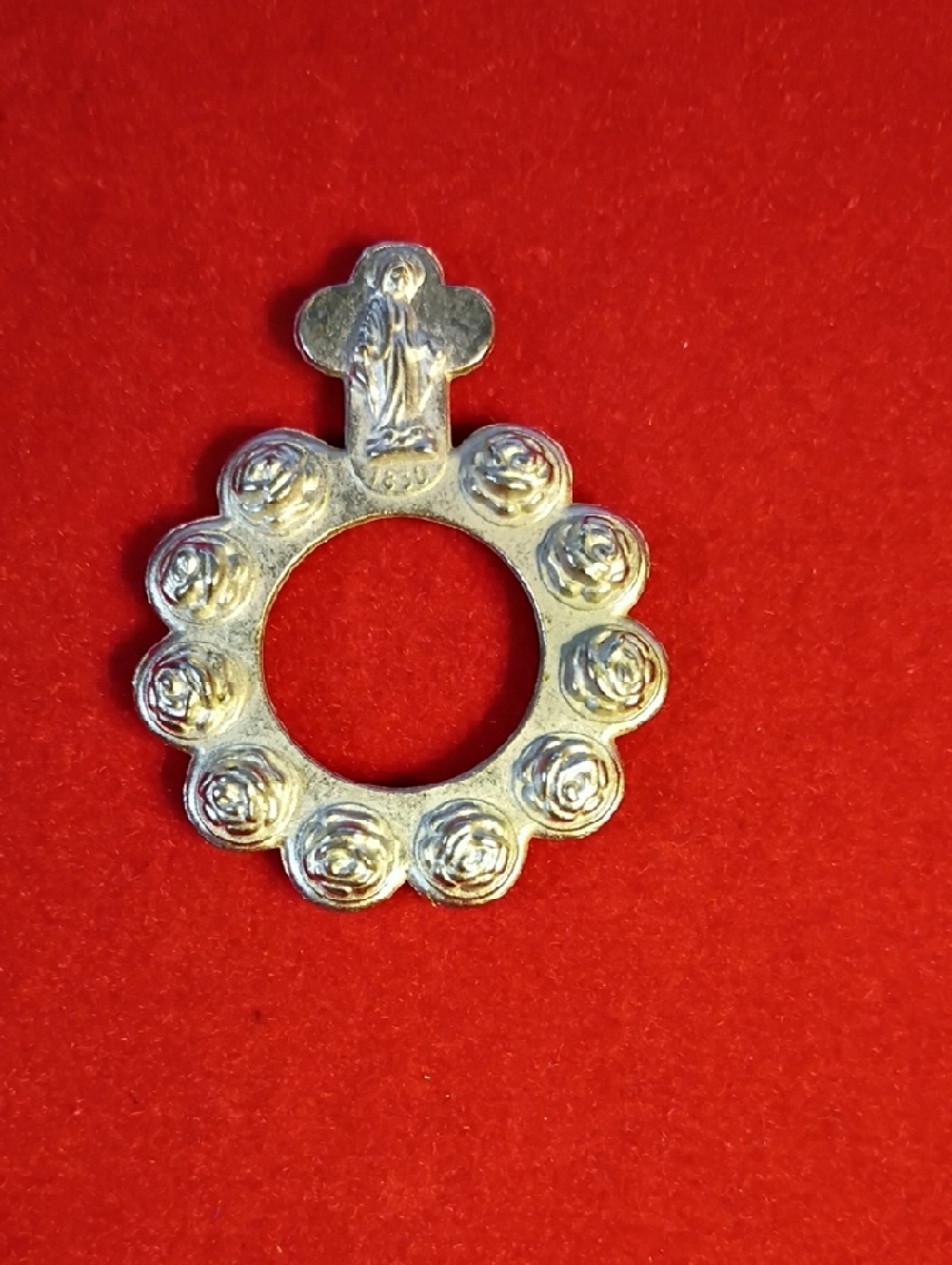 Silver-Tone Rosary Ring Pendant with Saint Motif Stamped 1830